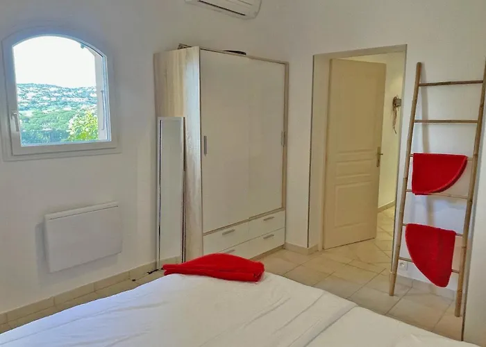 Les Geais - Clair De Lune * Сент-Максім